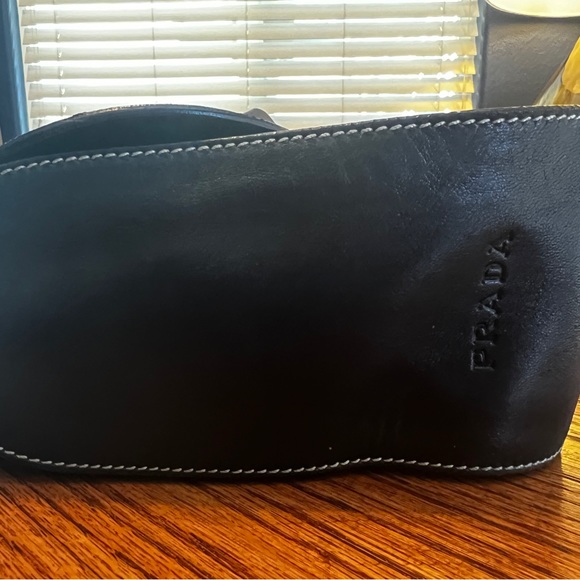 Vintage Prada - Picture 4 of 14